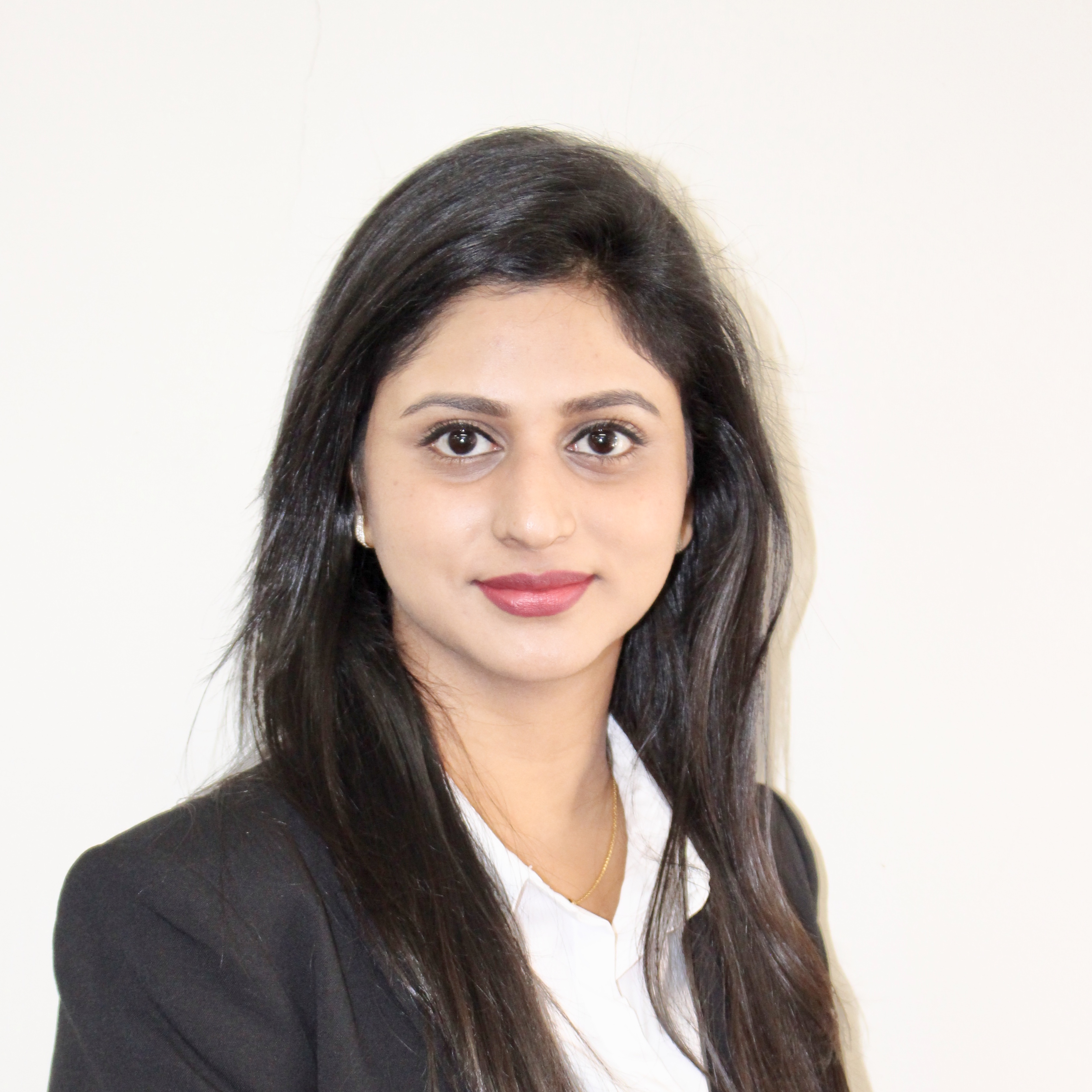 Shahnaz Gill - Tax Guru